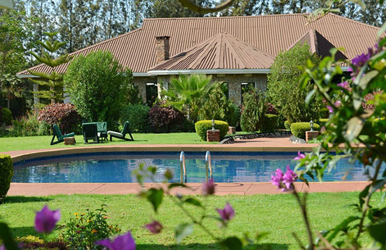 Bougainvillea Safari Lodge
